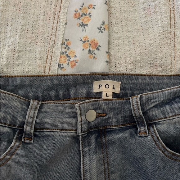 POL Rose Embroider and Floral Gauze Hem Jeans - Picture 10 of 10